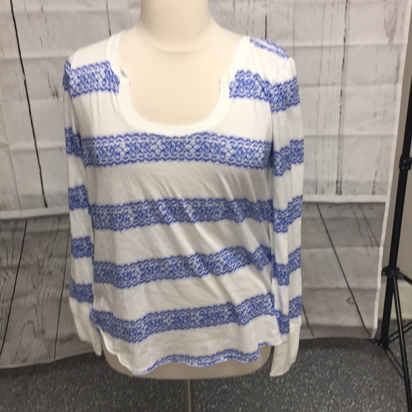 Anthropologie long sleeved tee - Picture 1 of 6